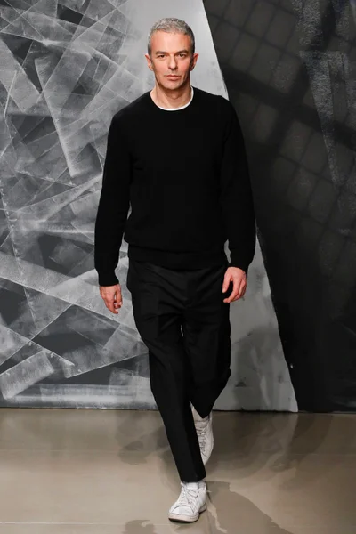 Look 42